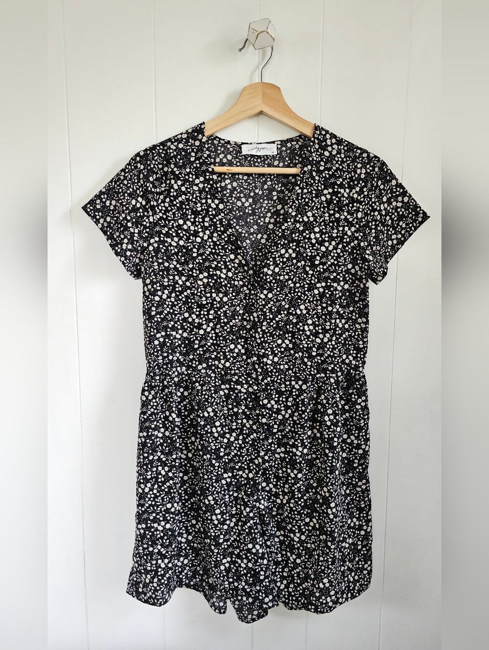 CARLY JEAN Black & White Floral Button Front Romper